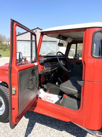 Toyota Land Cruiser FJ45 rouge - 1979 - 8